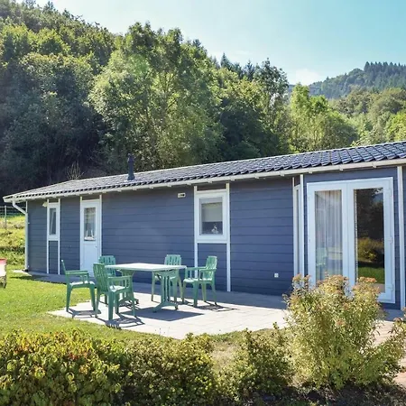 2 Bedroom Nice In An Der Mosel * Riol