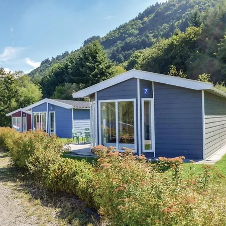 2 Bedroom Nice In An Der Mosel Сasa de vacaciones Riol